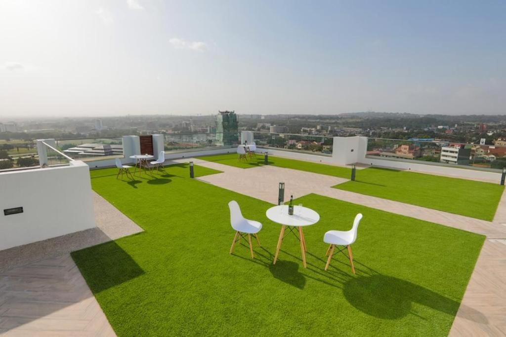 The Gallery Luxury Suites Cpg East Legon Εξωτερικό φωτογραφία