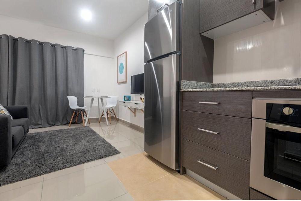 The Gallery Luxury Suites Cpg East Legon Εξωτερικό φωτογραφία