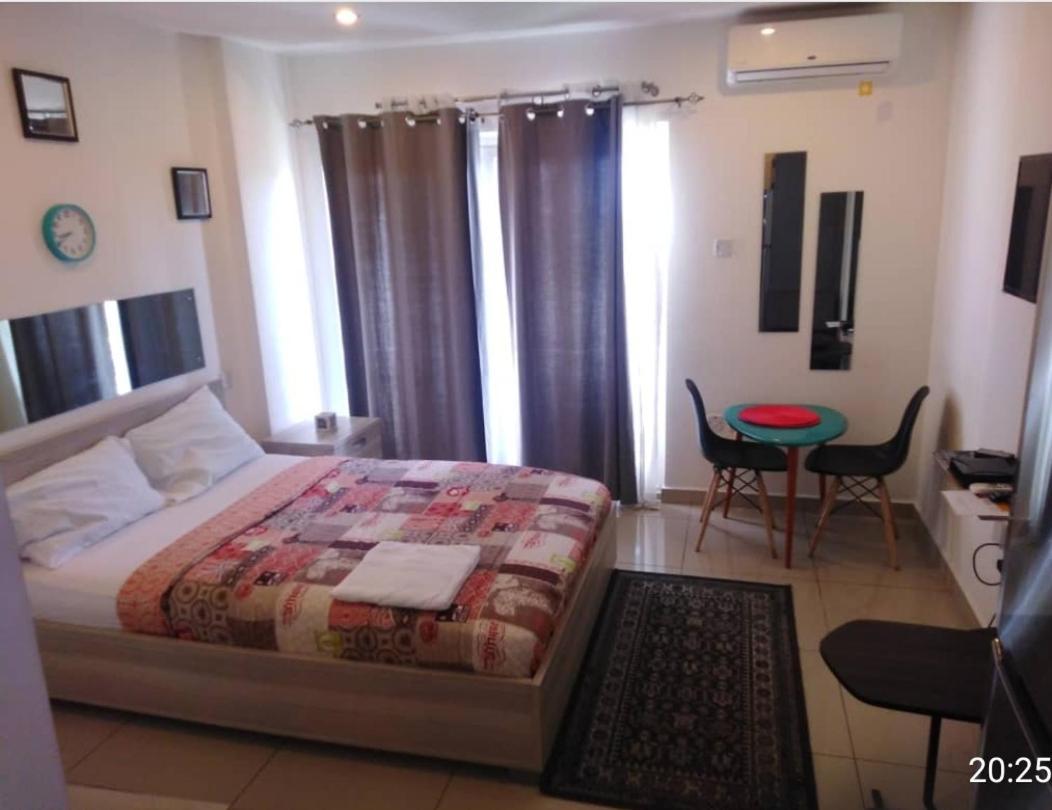 The Gallery Luxury Suites Cpg East Legon Εξωτερικό φωτογραφία